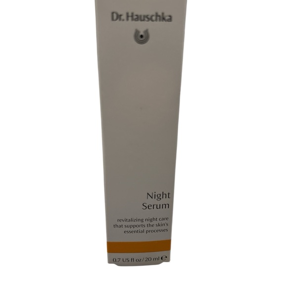 Dr. Hauschka Night Serum - 1 Fl oz.
Revitalising Night Care. 
100% Natural. - Picture 4 of 5